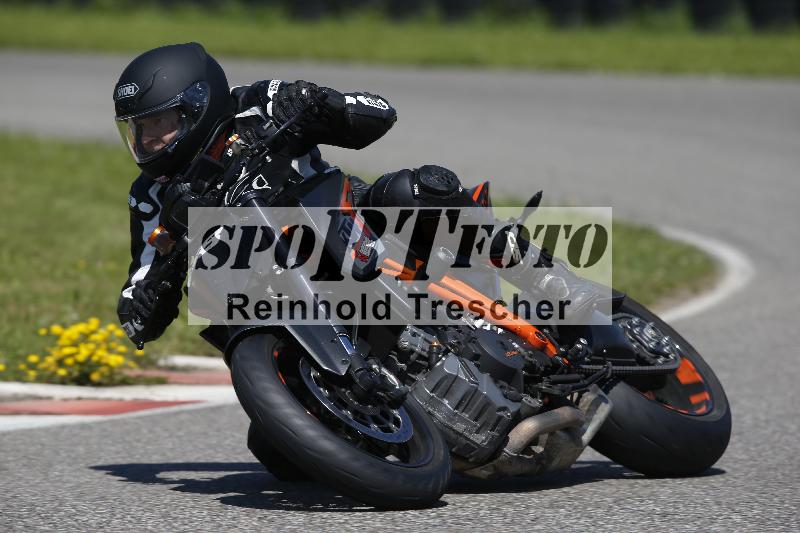 /Archiv-2024/29 12.06.2024 MOTO.CH Track Day ADR/Gruppe rot/88